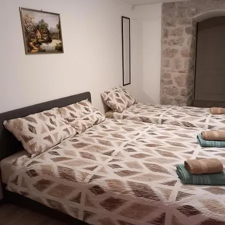 Castello Guest house